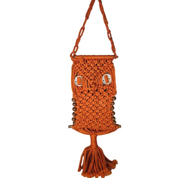 Vintage 1970s Orange Macramé Owl Wall Hanging Retro Wood Beads Boho Fall Autumn - Picture 3 of 13
